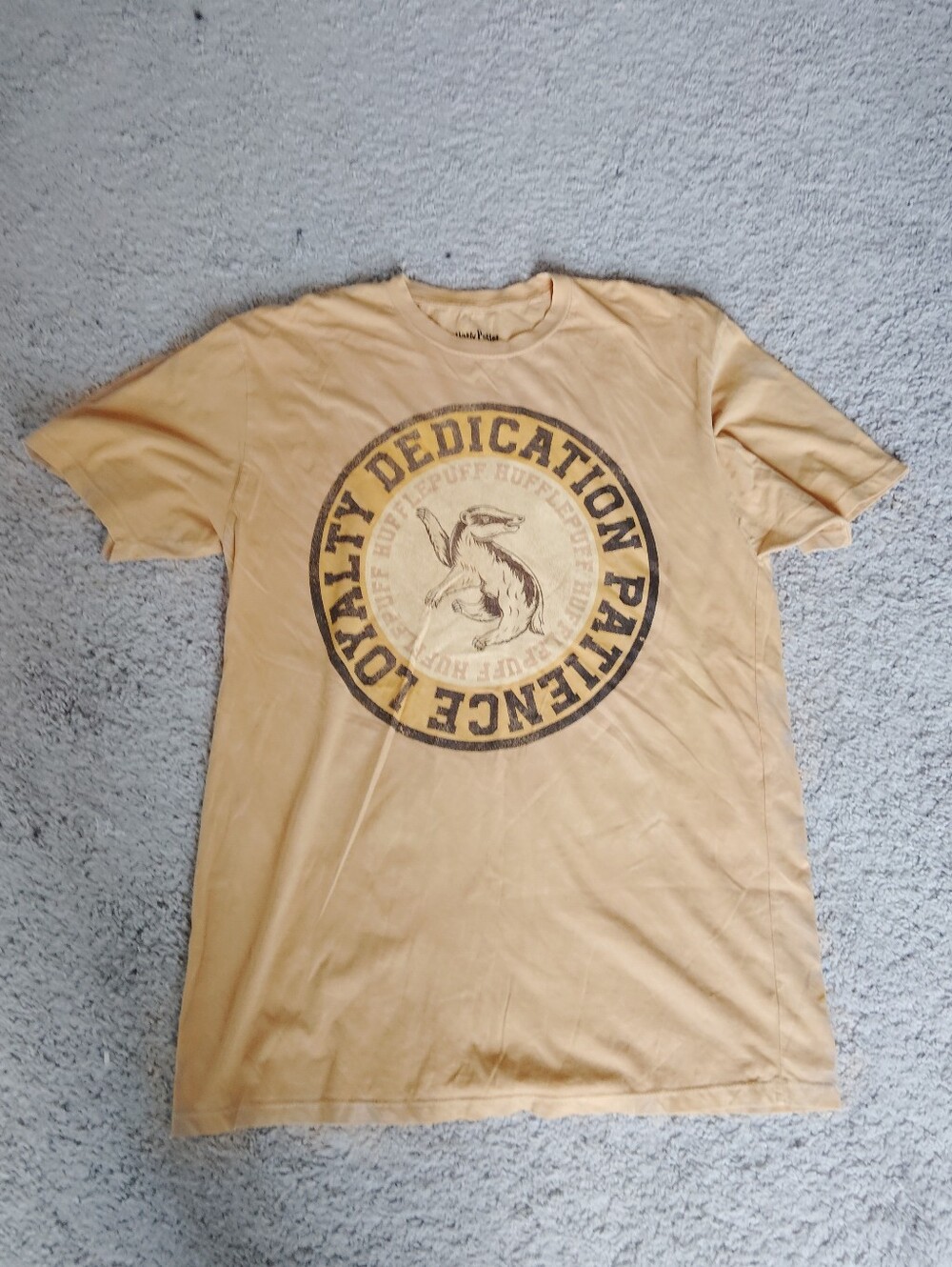 Harry Potter Hufflepuff Graphic T-Shirt - Picture 4 of 5